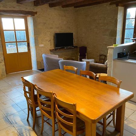 Notre Petite Maison Dans La Prairie Saint-Germain-du-Bel-Air Kültér fotó