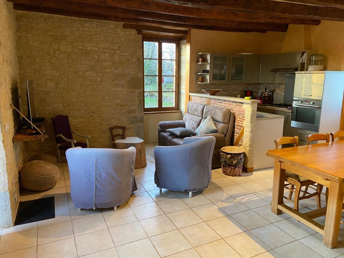 Notre Petite Maison Dans La Prairie Saint-Germain-du-Bel-Air Kültér fotó